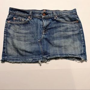 7 for all mankind mini denim jean skirt size 31